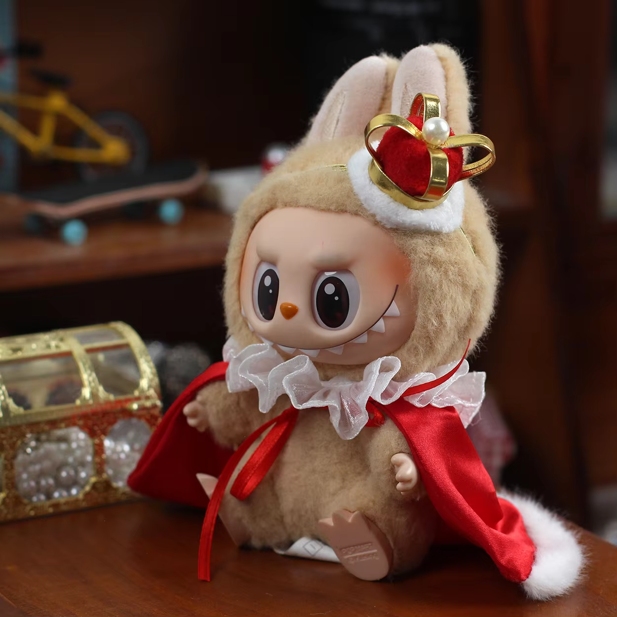 Clothes of a 17cm Labubu doll DIY Kids' Gift: Regal Monster Attire Crown & Shawl V1|V2|V3