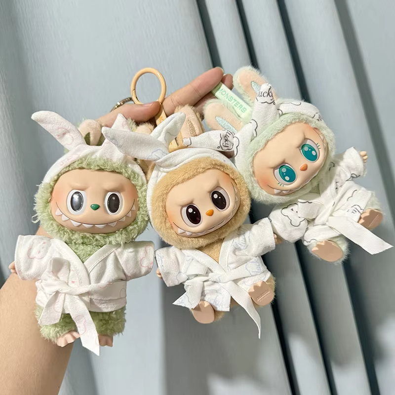 Snug yet sassy, the DIY Kids’ Present Bear Pajama Headband lets Labubu drift into dreamland glam. Created for 17cm plush dolls