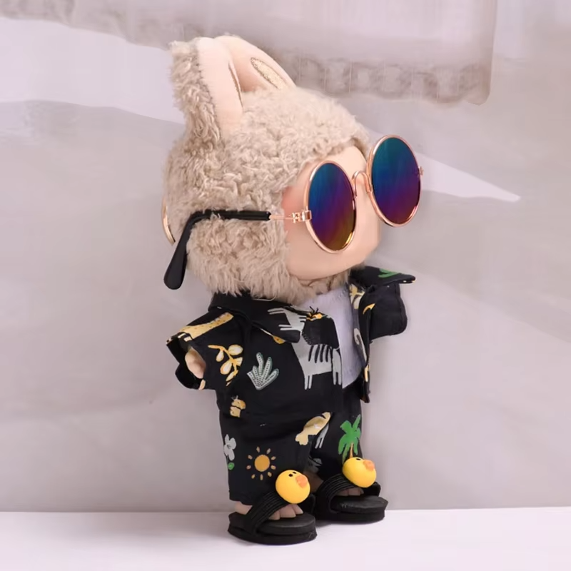 These outfits are compatible with nearly all Labubu figures from collections V1 through V3, and they belong to the curated assortment of 17cm Labubu accessories. - Image 4