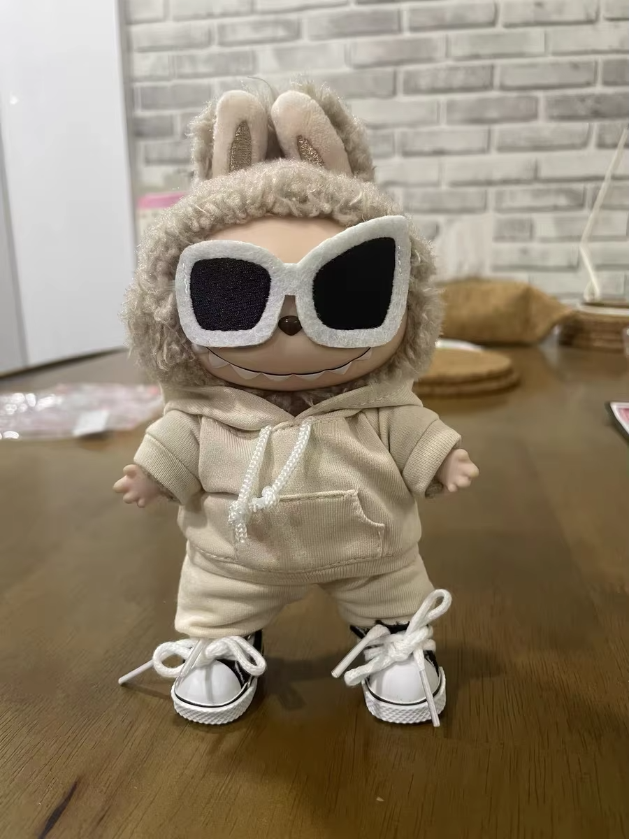 Give your 17 cm Labubu a trendy twist with this hoodie-and-pants set from The Monster Costume Accessories line