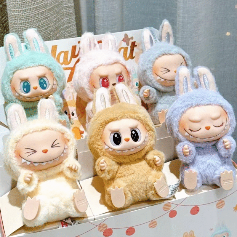 Brand New Labubu Seat Series PVC Pendant Keychain, Kawaii Monster Replica, Peg Leg Labubu Seat Series PVC Pendant Doll Keychain for Bag