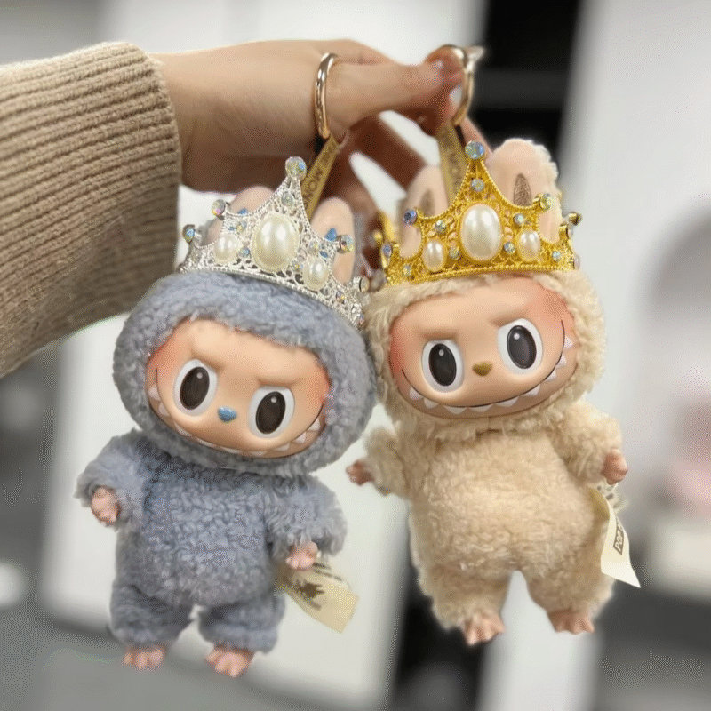 Korea Kpop Exo Hoodie Plush Dolls: 17cm Vintage Crown Headwear Accessories with Labubu Idol Dolls Cute DIY Girls' Accessories.