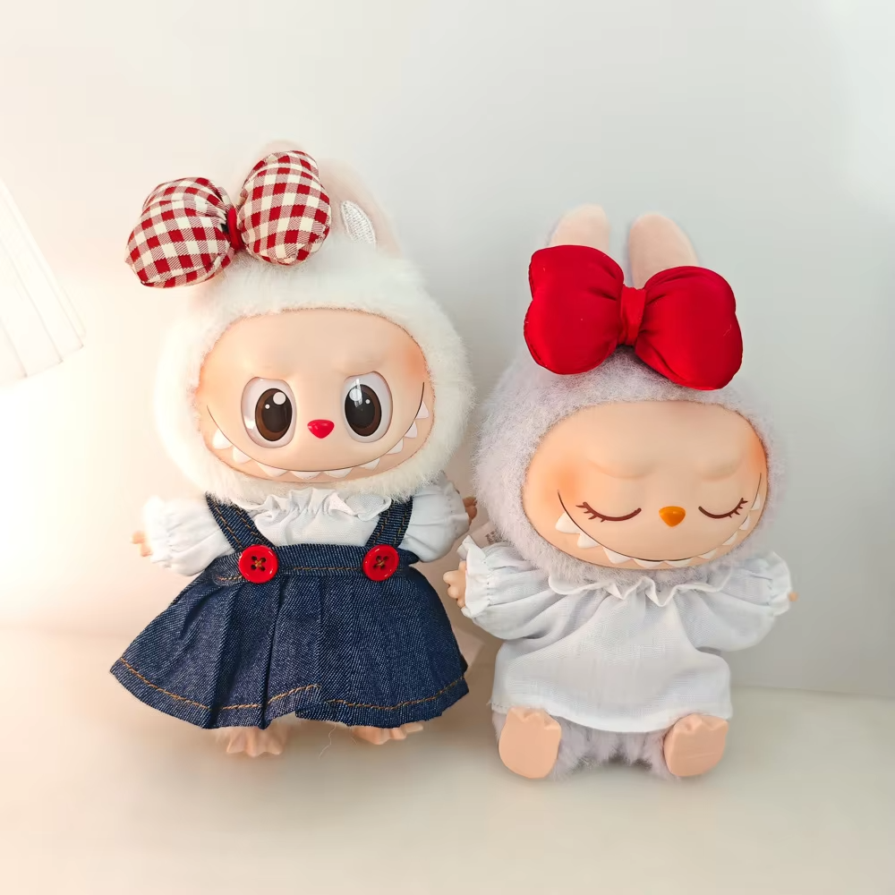 Enhance your Labubu collection with this delightful 15-17cm denim strap skirt. Its universal fit makes it a stylish addition to the doll's collection as well as elegant and luxurious ensembles - Image 4