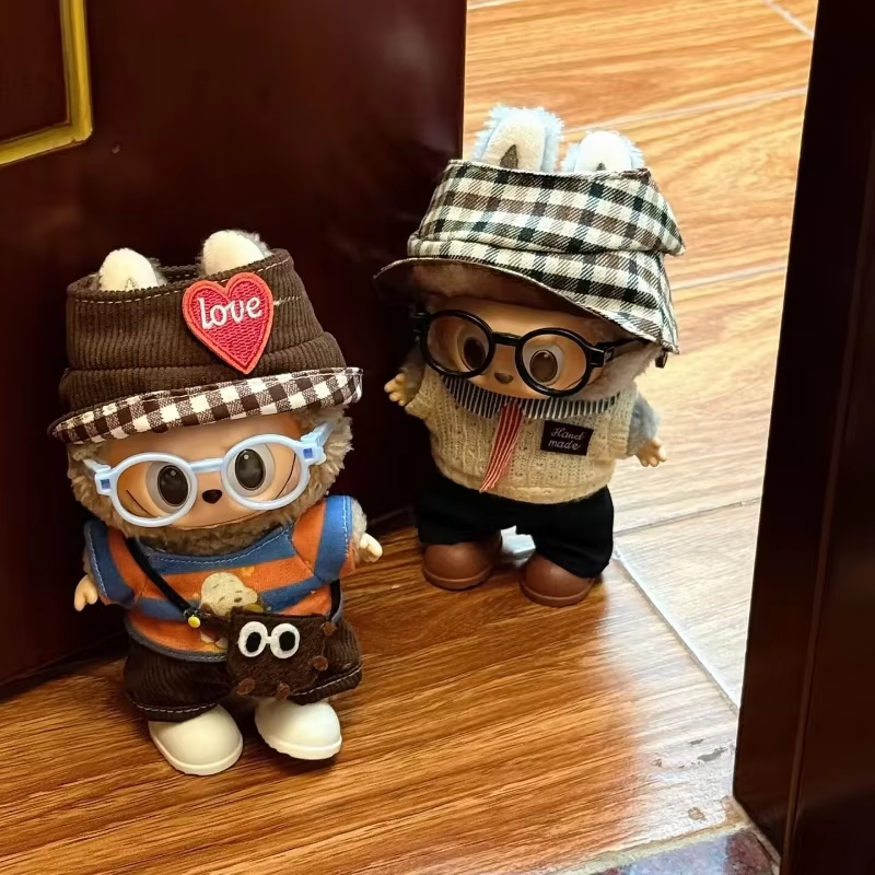 Whether you’re preparing for an afternoon of imaginative play, a curated showcase, or a doll-collecting debut, the Cowboy & Gentleman Style Series guarantees your Labubu enjoys the best of both barn and ballroom