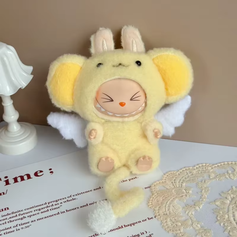 The Cardcaptorsakura Pendant-inspired dress is a miniature dream. Fit for the 15 and 17cm Labubu figures (V1 and V2)