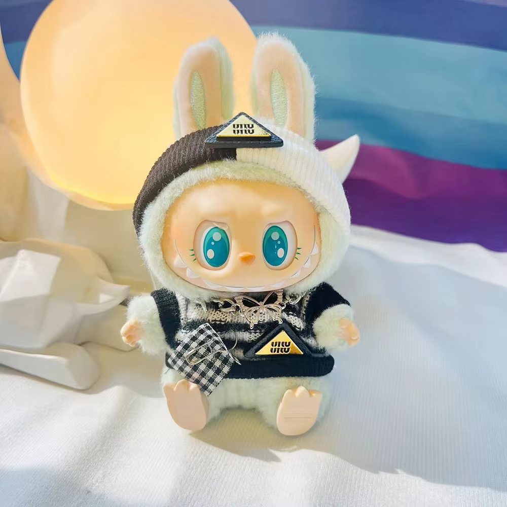 These Kpop EXO inspired outfits find function in sitting parties and displays, and are also cute. 17cm miniature stylish outfits for your Labubu I and II Idol Dolls will add character and charm to your growing collection - Image 4