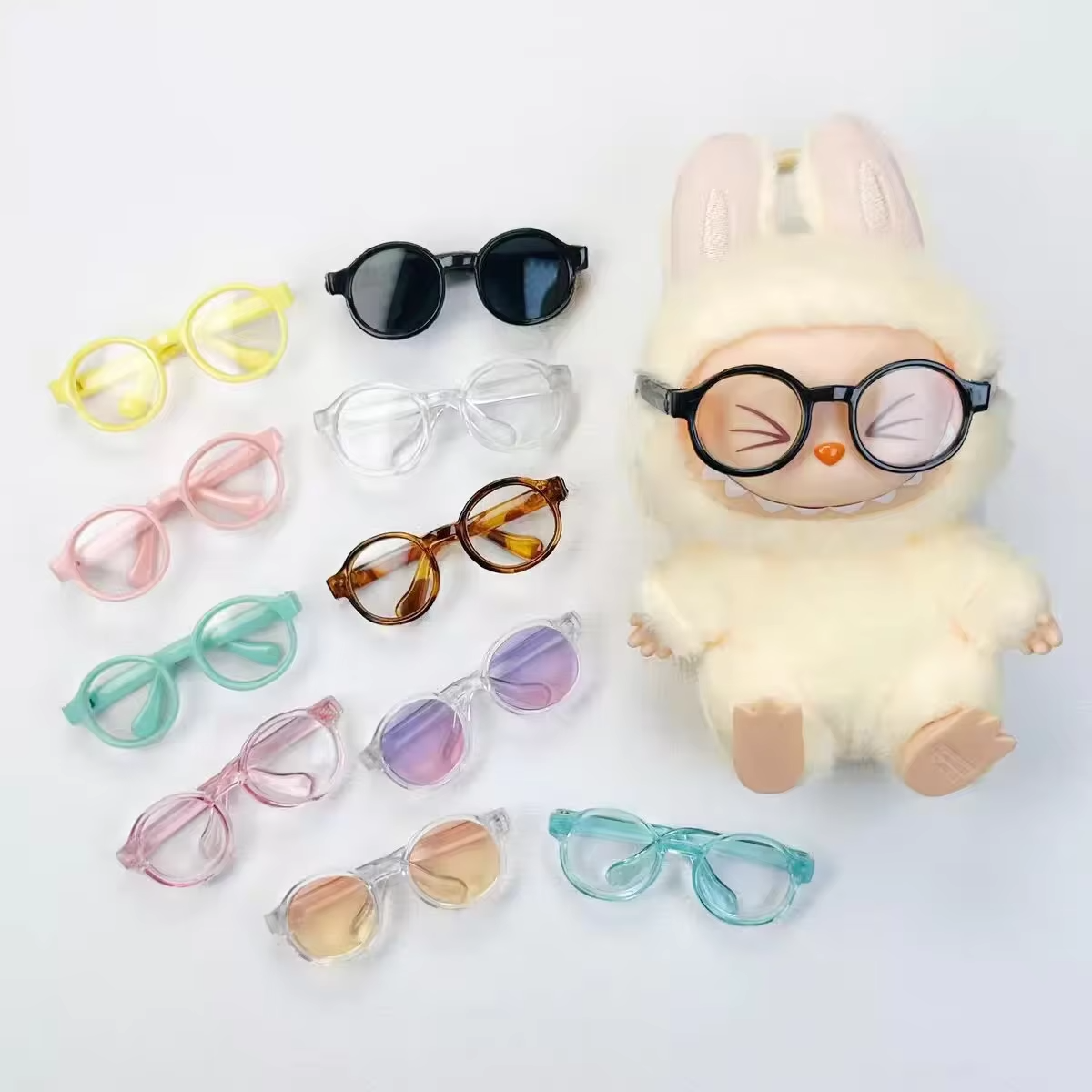 The 6.5cm Labubu MSD SD Plush Transparent Plastic Glasses—Sunglasses for 1/8, 1/6, 1/3, 1/4 BJD, and EXO Dolls—will enhance your doll’s look - Image 5