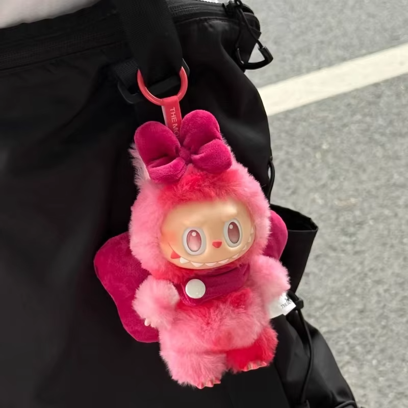 Level up the magic of your Labubu collection with the Clothes Bow Lucky outfit, designed specifically for the sparkly 3rd Generation Labubu pendant dolls - Image 3