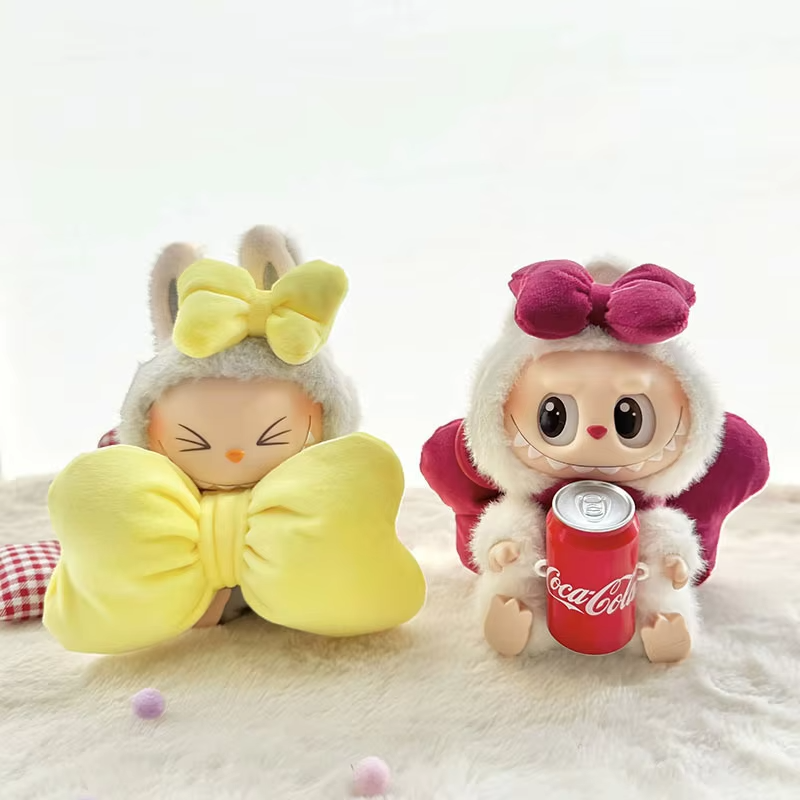 Now the Labubu 17cm Clothes II Sitting Party Idol Dolls bring life to the desk - Image 4