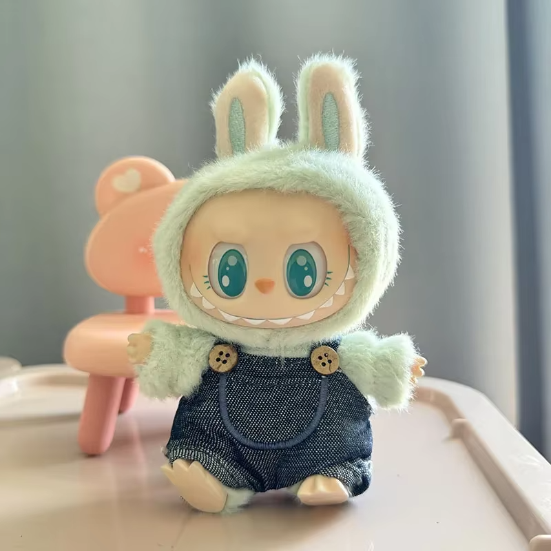 The doll accessories have been made according to the dimensions to fit the Labubu Dolls in the 15-17 cm range. Chic sitting party outfits. Soft doll accessories. 15-17 cm Labubu Dolls
